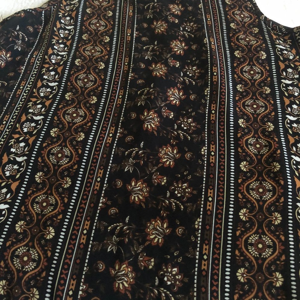Zipper-front patterned top - Picture 7 of 8